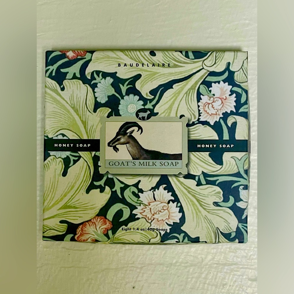 Baudelaire Box/8 Mini Honey Goat's Milk Soap